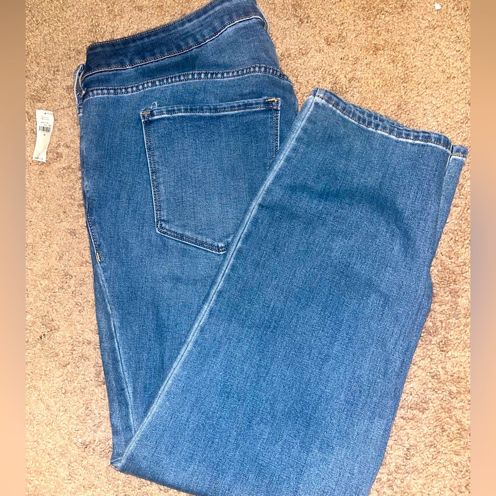 Old Navy Jeans (new w/tag)